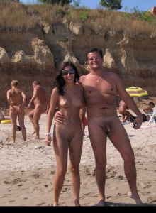 Nude beach chicks