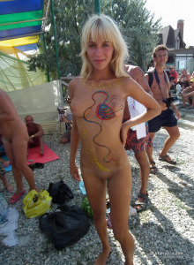 Chicks love body art