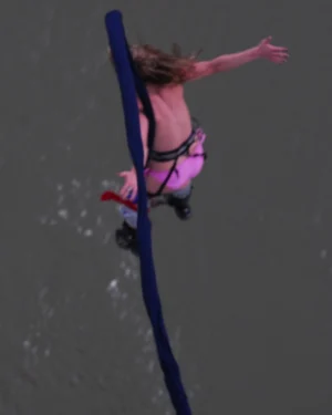 19-babes-bungee-jumping