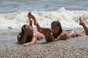 08-real-and-natural-nudist-life