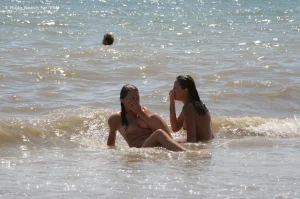 20-real-and-natural-nudist-life