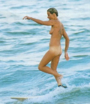 10-naturist-guys