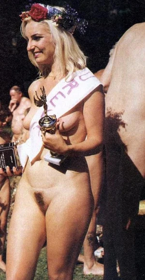 02-love-to-be-nudist