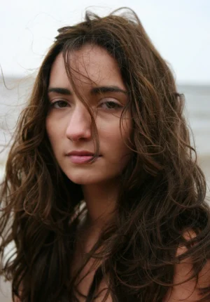 13-sexy-breasted-babe-walks-on-the-beach