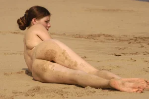 05-sweet-long-hair-nudist-babe