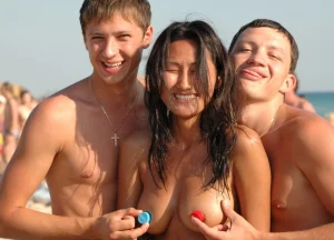 05-sweet-boobed-chicks