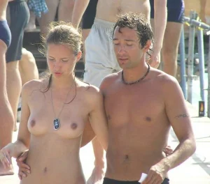 10-sexy-nudists-from-kazantip