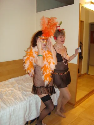 02-finnish-nudist-festival