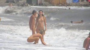 11-wonderful-nude-women