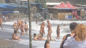 13-wonderful-nude-women