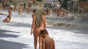 16-wonderful-nude-women