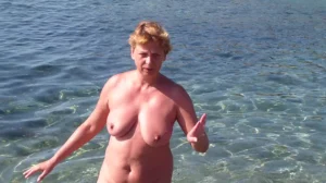 03-lovely-babes-dont-hide-anything