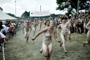 13-nudist-festival-in-london