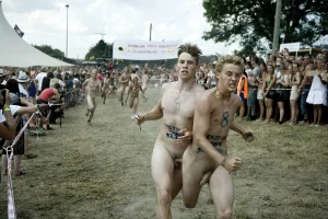 14-nudist-festival-in-london