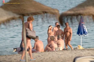 15-they-dont-know-they-are-being-watched