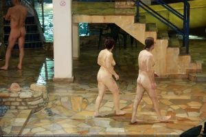 05-aquarark-for-nudists-part-2